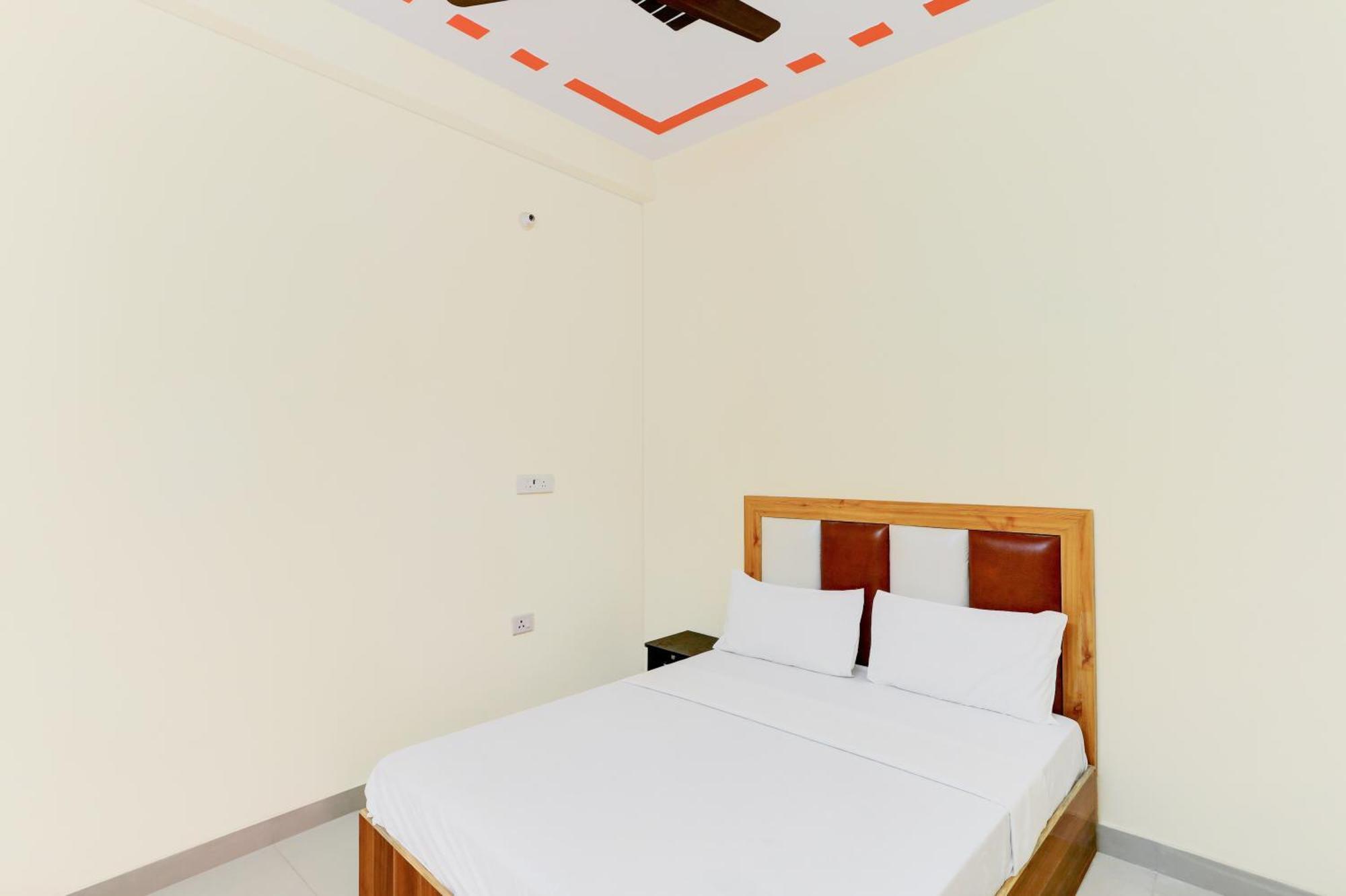 גאזיאבאד Hotel O Blu Moon מראה חיצוני תמונה