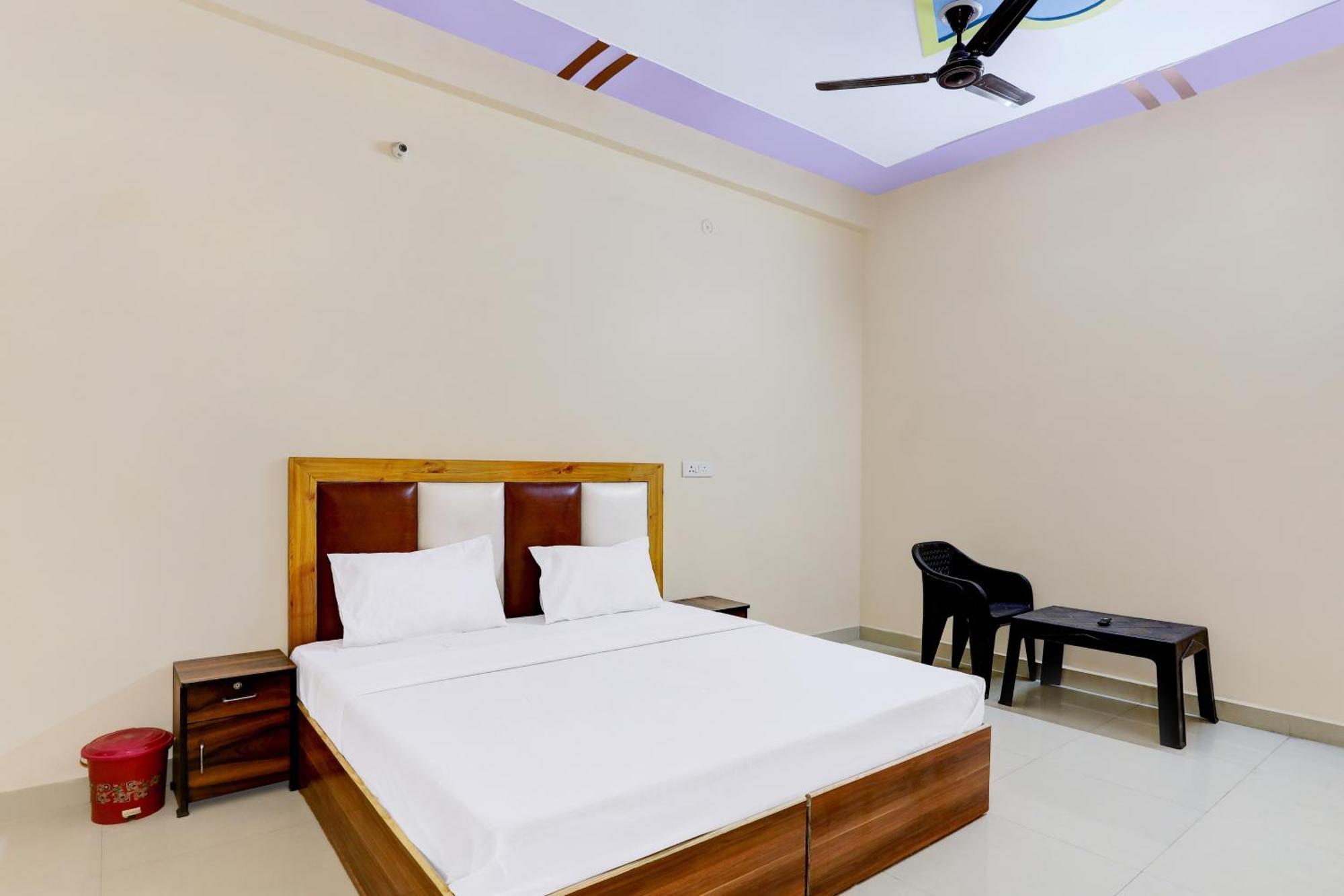 גאזיאבאד Hotel O Blu Moon מראה חיצוני תמונה